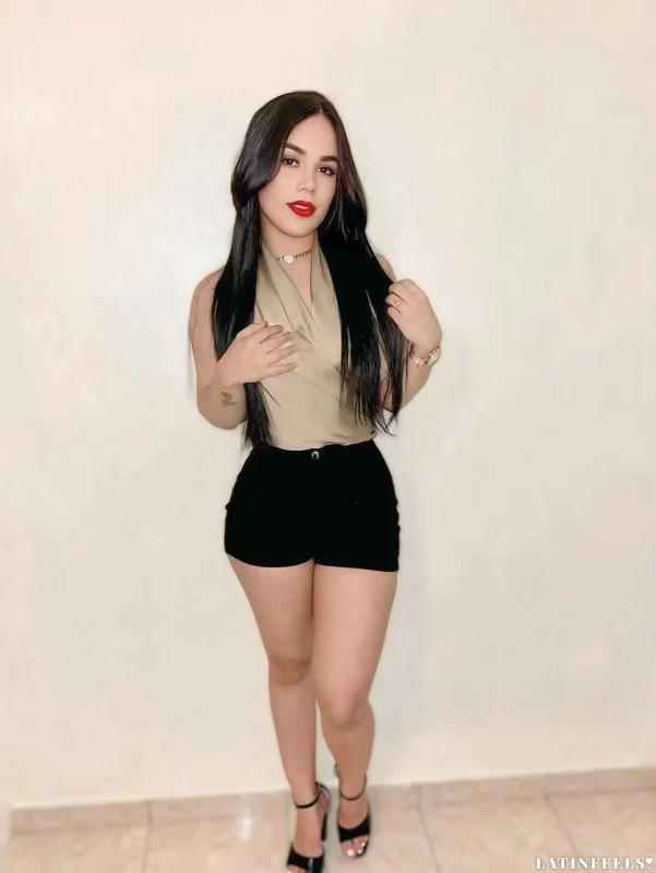 Cesilia Carolina, 26